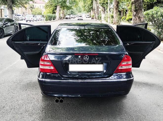 Mercedes C 200-7