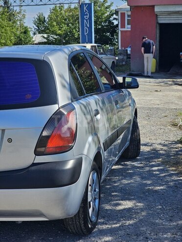 Kia Rio-9
