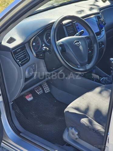 Kia Rio-11