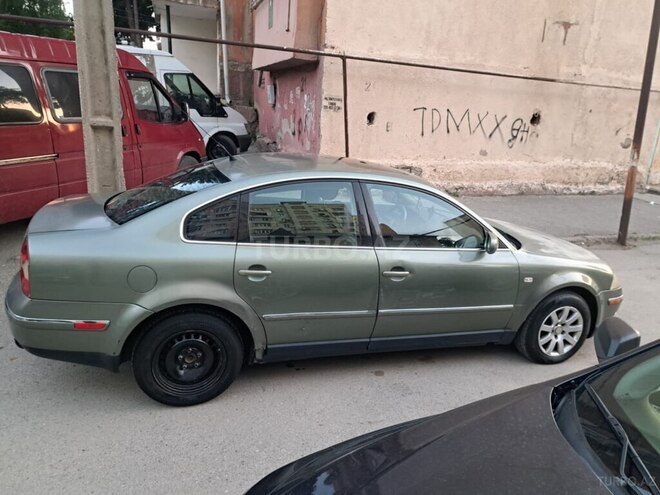Volkswagen Passat-6