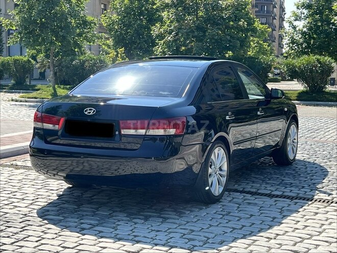 Hyundai Sonata-9