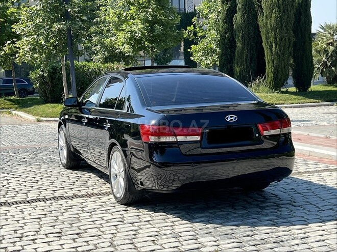 Hyundai Sonata-8