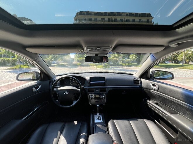 Hyundai Sonata-10