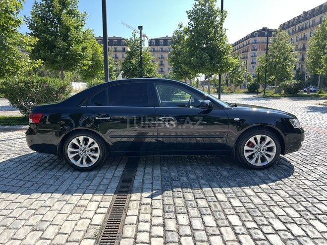 Hyundai Sonata-6