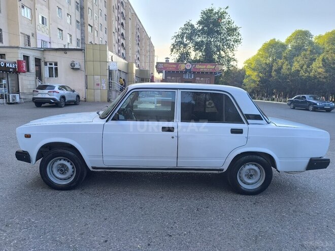 LADA (VAZ) 2107-3