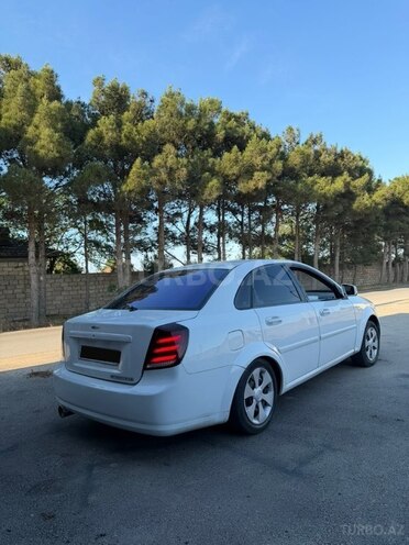Daewoo Gentra-2