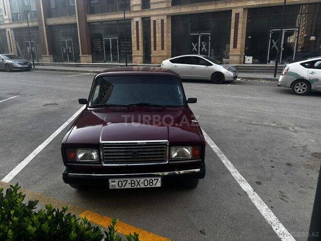 LADA (VAZ) 2107-1