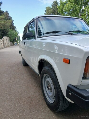 LADA (VAZ) 2107-2