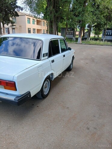 LADA (VAZ) 2107-15