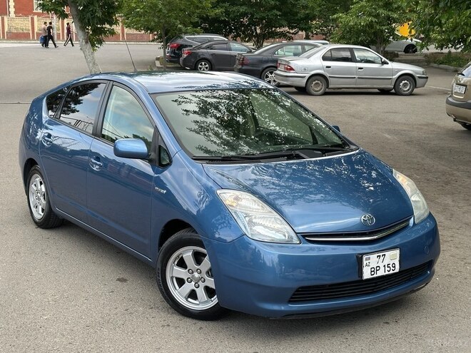 Toyota Prius-1