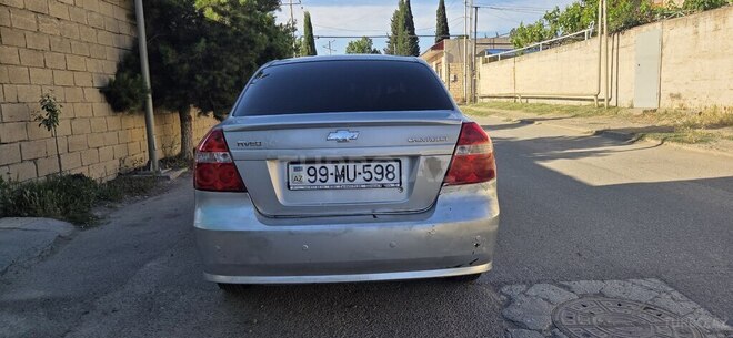 Chevrolet Aveo-3
