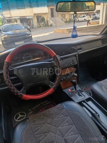Mercedes 190-6