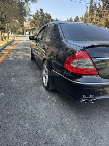 Mercedes E 320-4