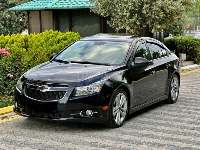 Chevrolet Cruze-13