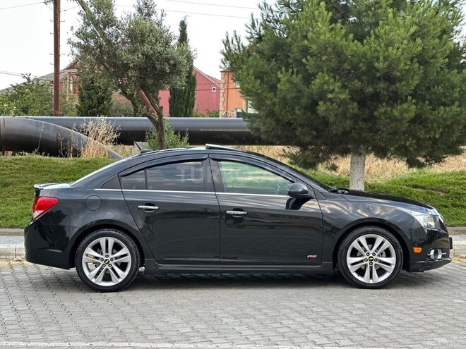 Chevrolet Cruze-10