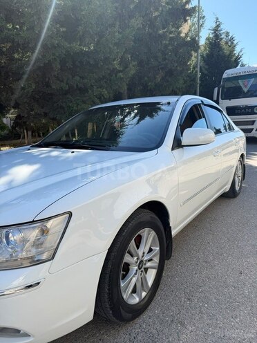 Hyundai Sonata-3