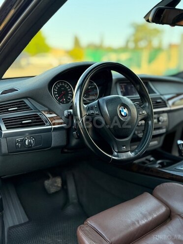 BMW X5-8