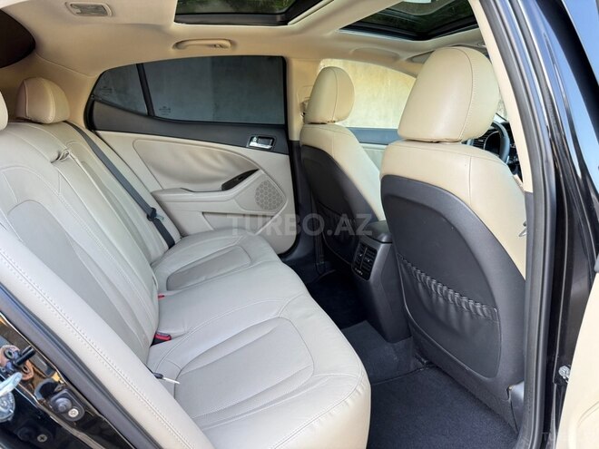 Kia Optima-15