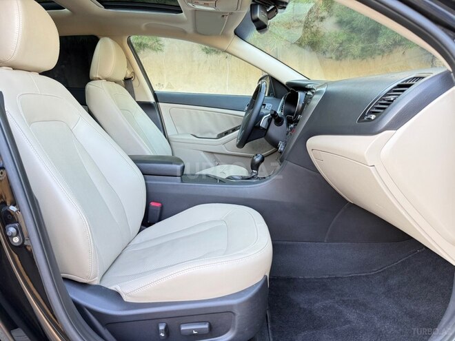 Kia Optima-14