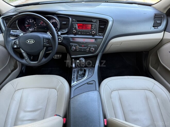 Kia Optima-12