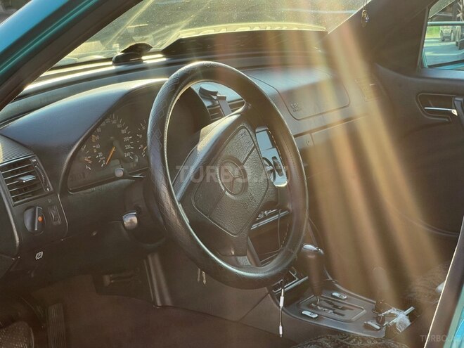 Mercedes C 180-7