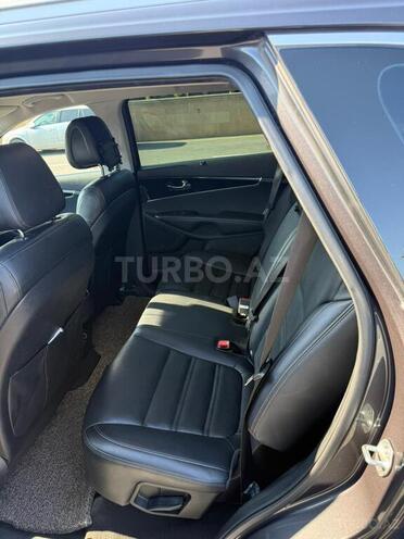 Kia Sorento-7