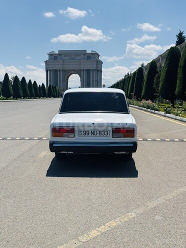 LADA (VAZ) 2107-5