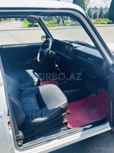 LADA (VAZ) 2107-15