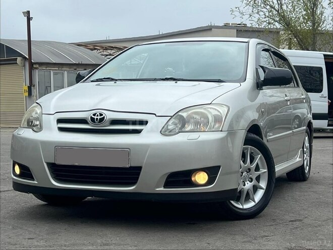 Toyota Corolla-5