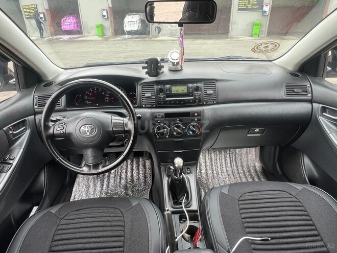 Toyota Corolla-11