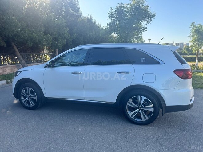 Kia Sorento-10