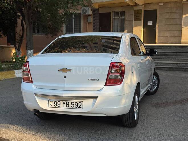 Chevrolet Cobalt-8