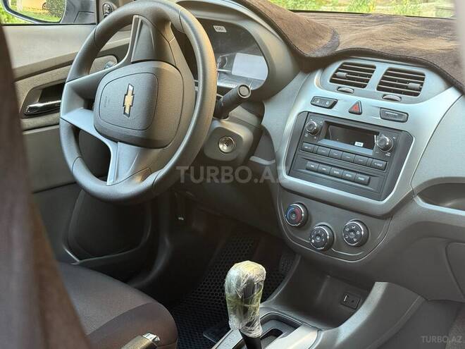 Chevrolet Cobalt-6