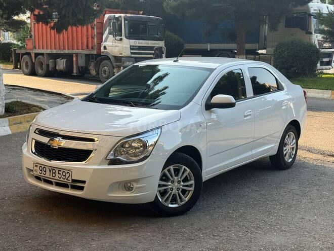 Chevrolet Cobalt-12