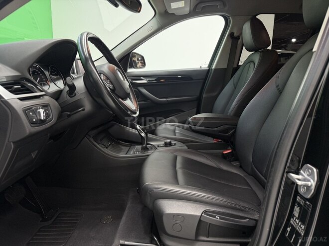 BMW X1-7