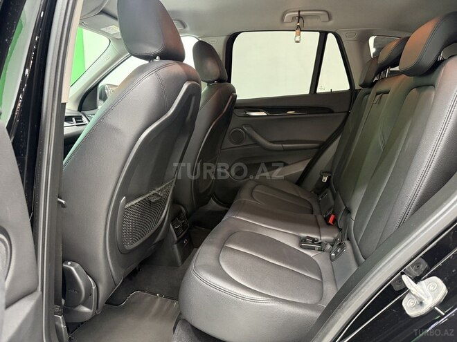BMW X1-13