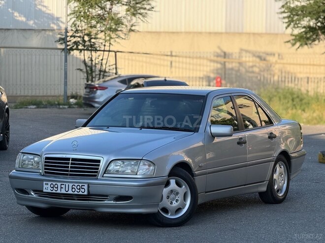 Mercedes C 200-2