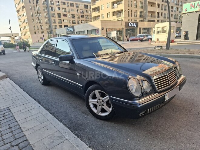 Mercedes E 200-6