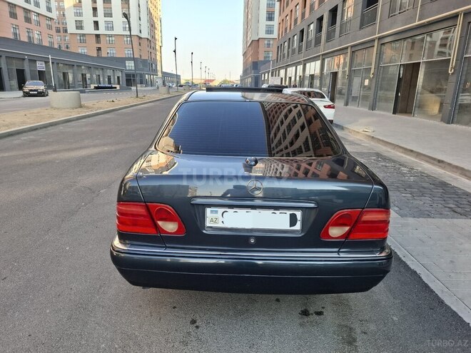 Mercedes E 200-9