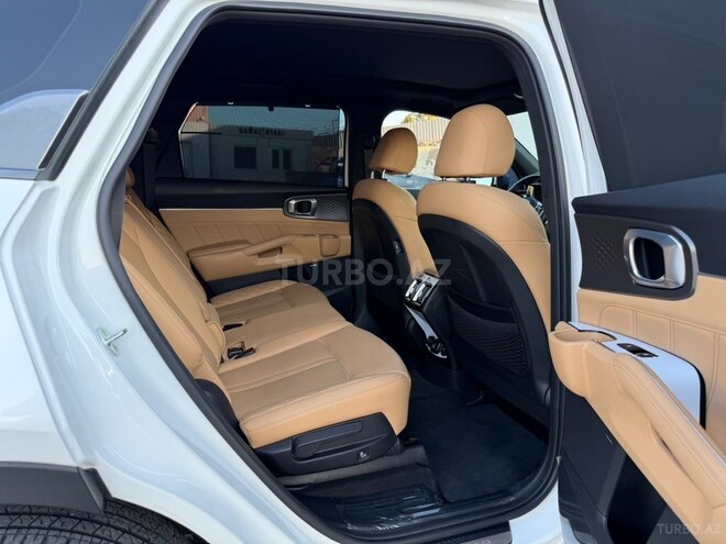 Kia Sorento-21