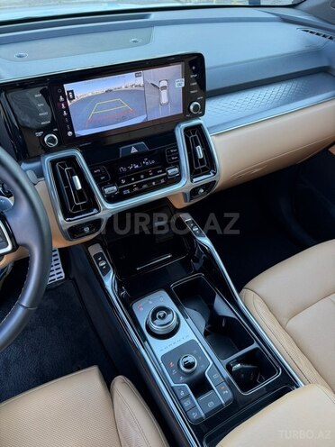 Kia Sorento-13