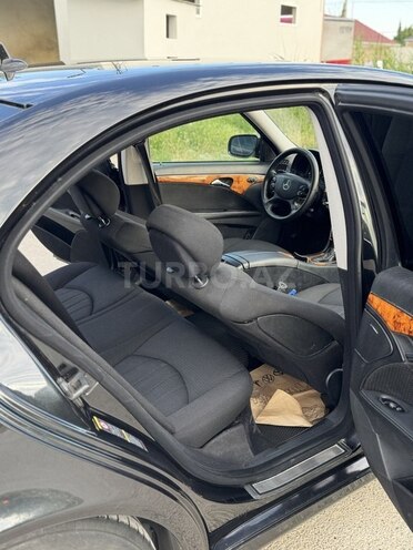 Mercedes E 220-9