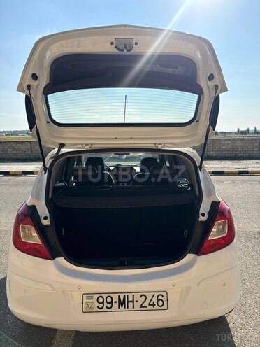 Opel Corsa-4
