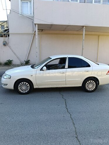 Nissan Sunny-4
