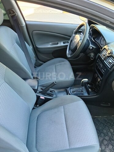 Nissan Sunny-7
