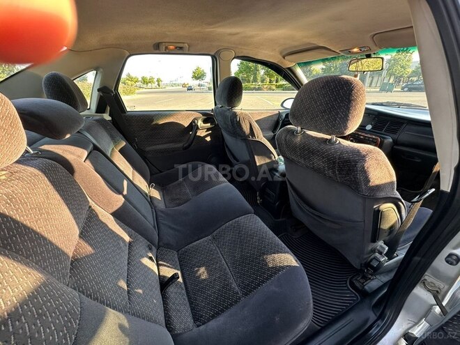Opel Vectra-10