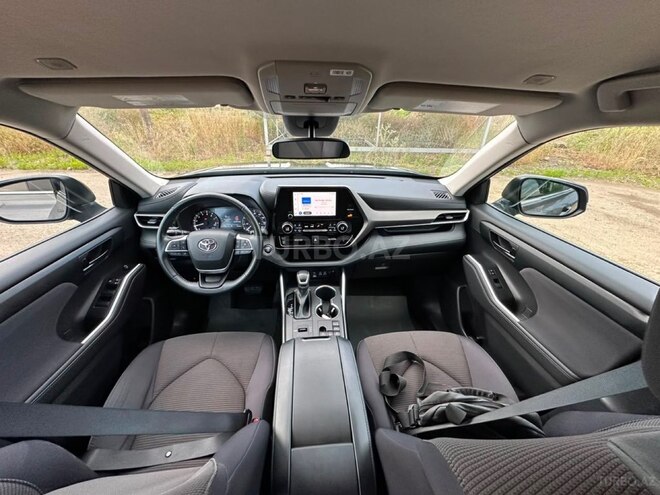 Toyota Highlander-5