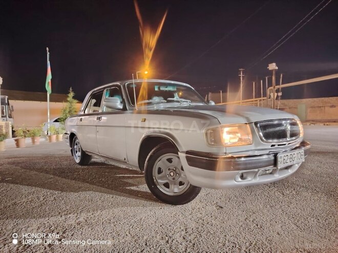 GAZ 3110 "Volga"-4
