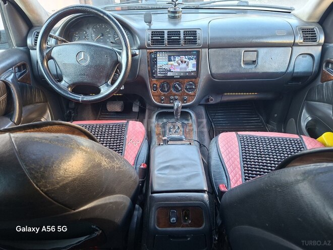 Mercedes ML 320-8