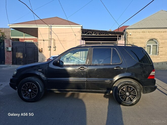 Mercedes ML 320-5